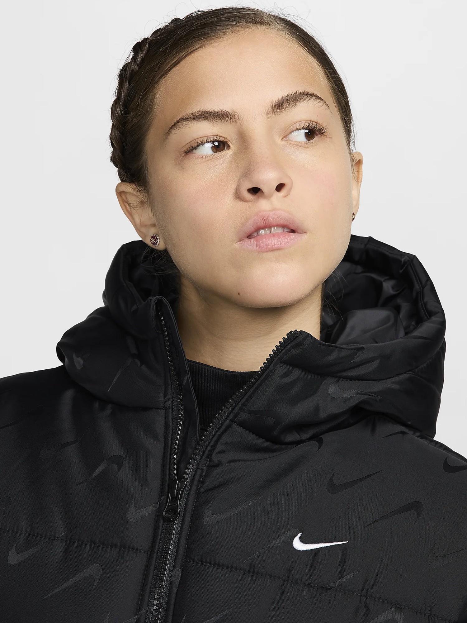 Куртка женская Nike W NSW TF SNFL NK CLSC PFR AOP черная FV7941-010 изображение 5