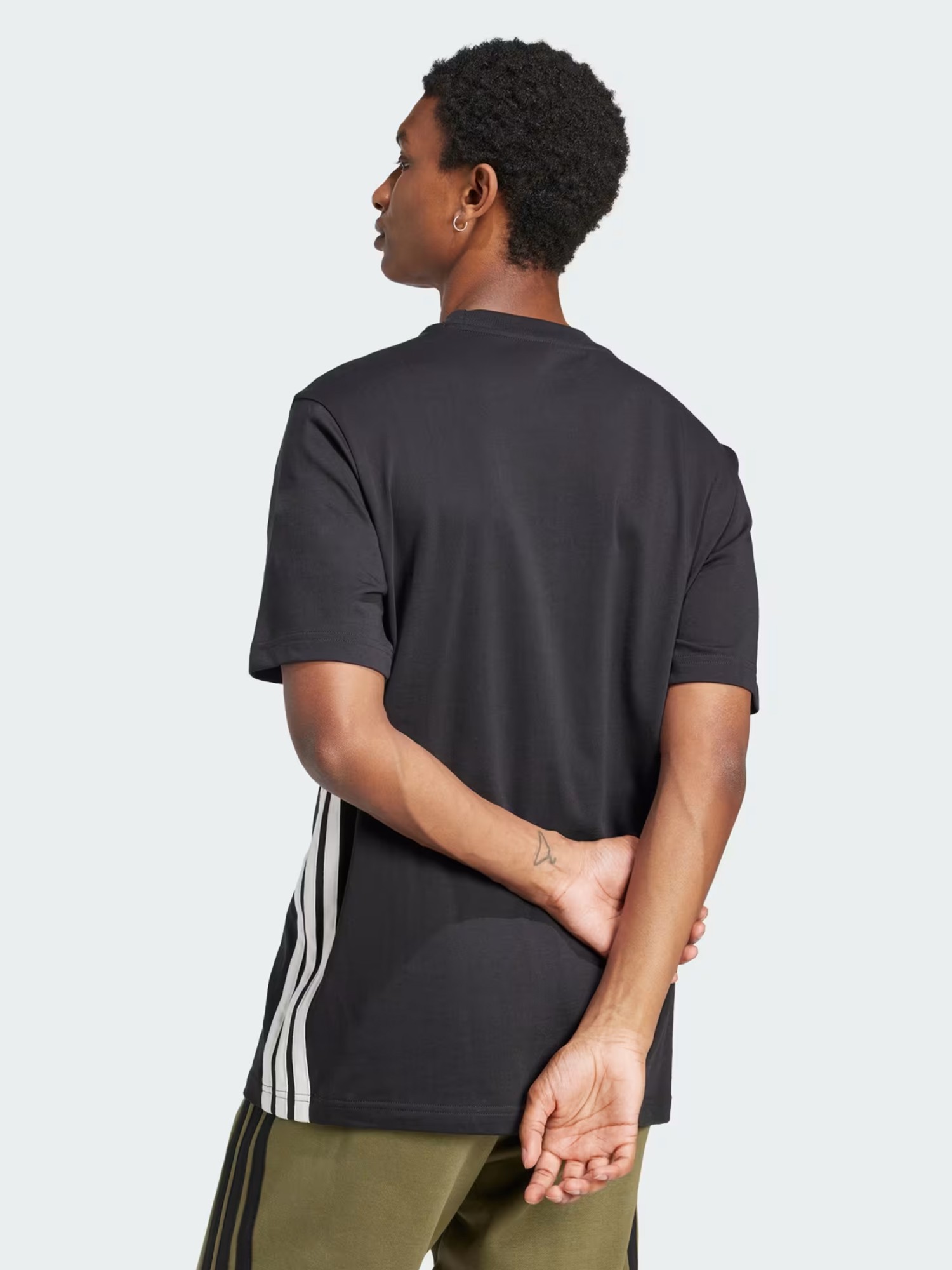 Футболка мужская Adidas M 3S SJ T черная JD1906 изображение 3