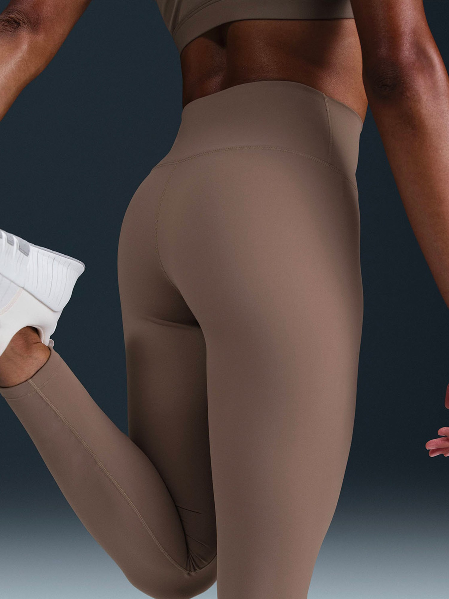 Леггинсы женские Nike W NK DF ONE HR TIGHT коричневые FN3226-233 изображение 5