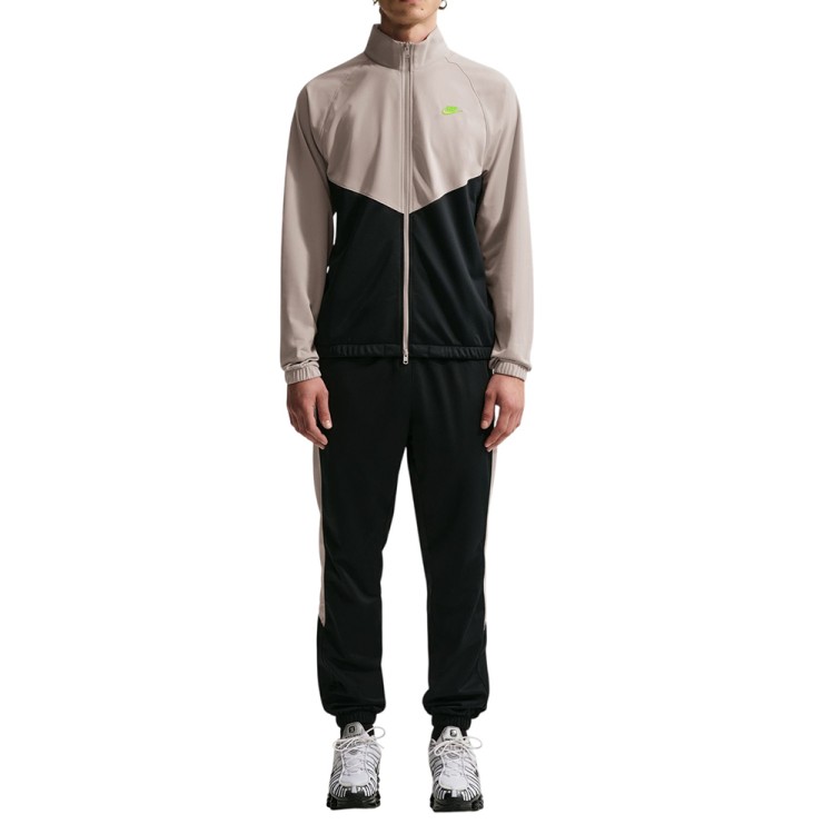 Костюм мужской Nike M NK WR PK TRK SUIT черный IF1623-011