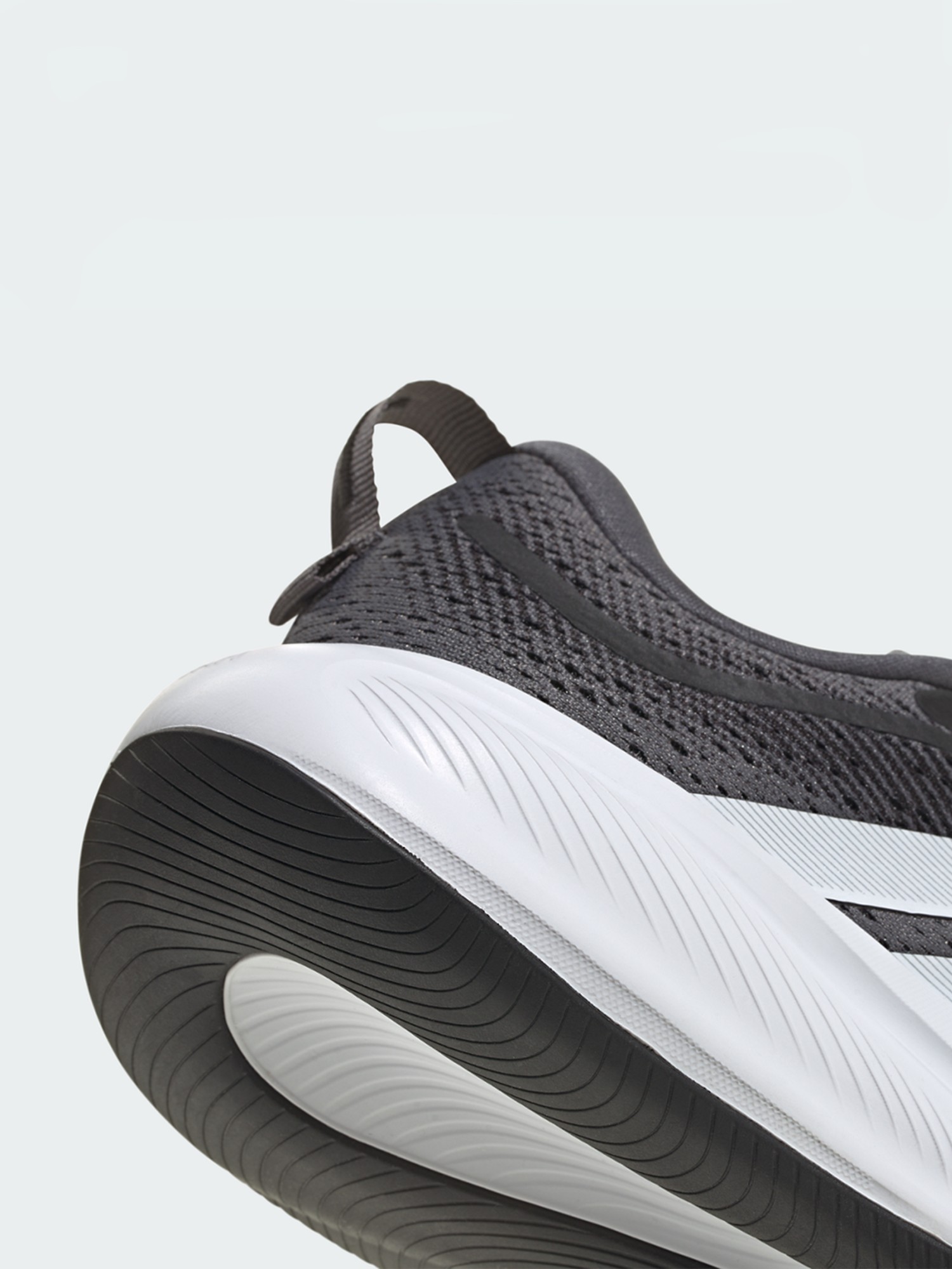 Кроссовки женские Adidas RESPONSE PACE W черные KJ1779 изображение 5