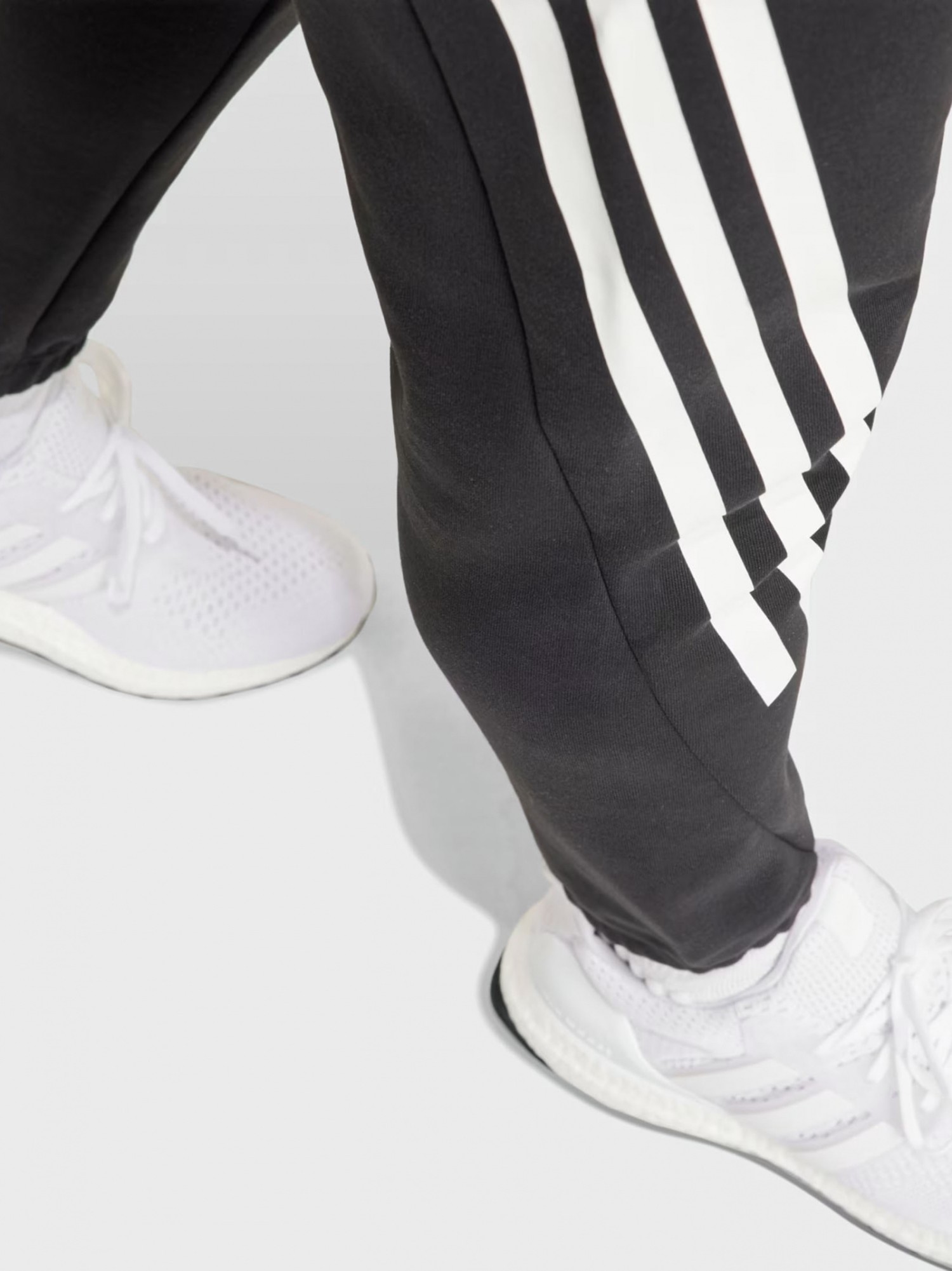 Брюки мужские Adidas M FI 3S PT черные IN3310 изображение 4