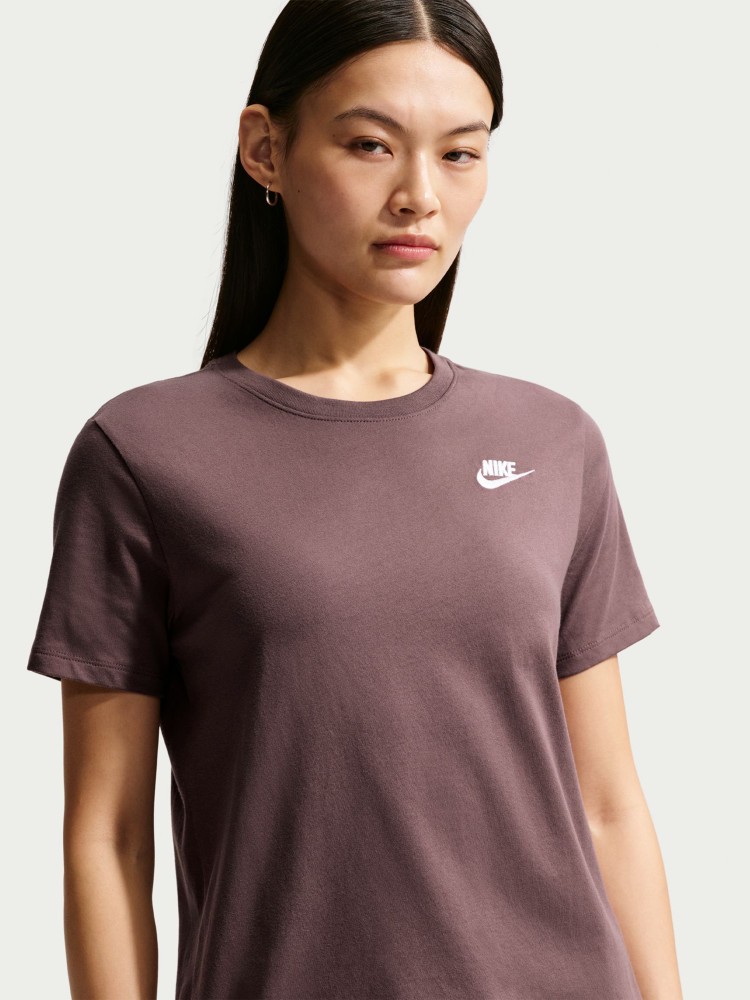Футболка женская Nike W NSW CLUB SS TEE коричневая DX7902-502 изображение 3