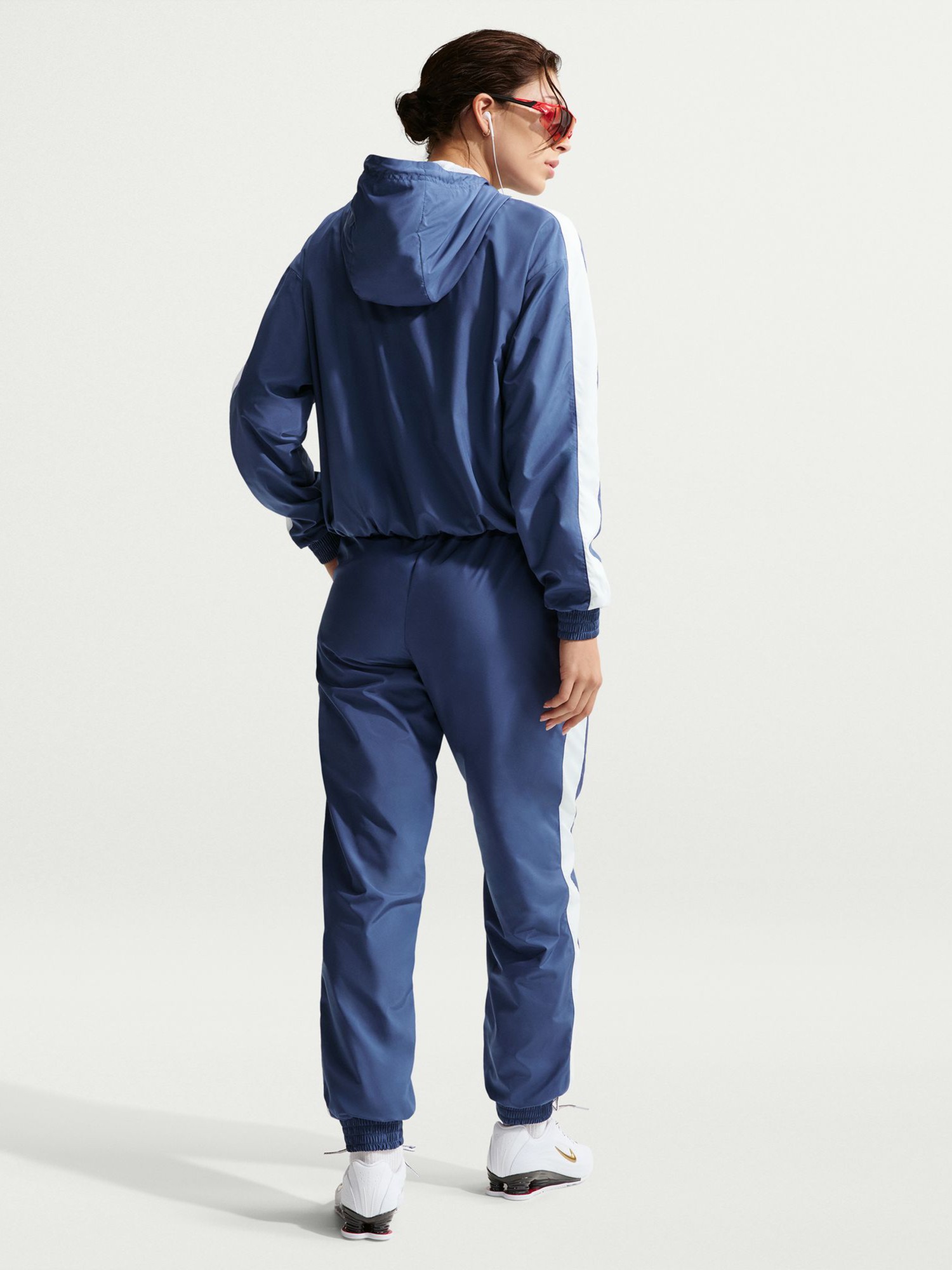 Брюки женские Nike W NSW OTG UV ESSNTL WVN MR JG синие FV7660-461 изображение 6