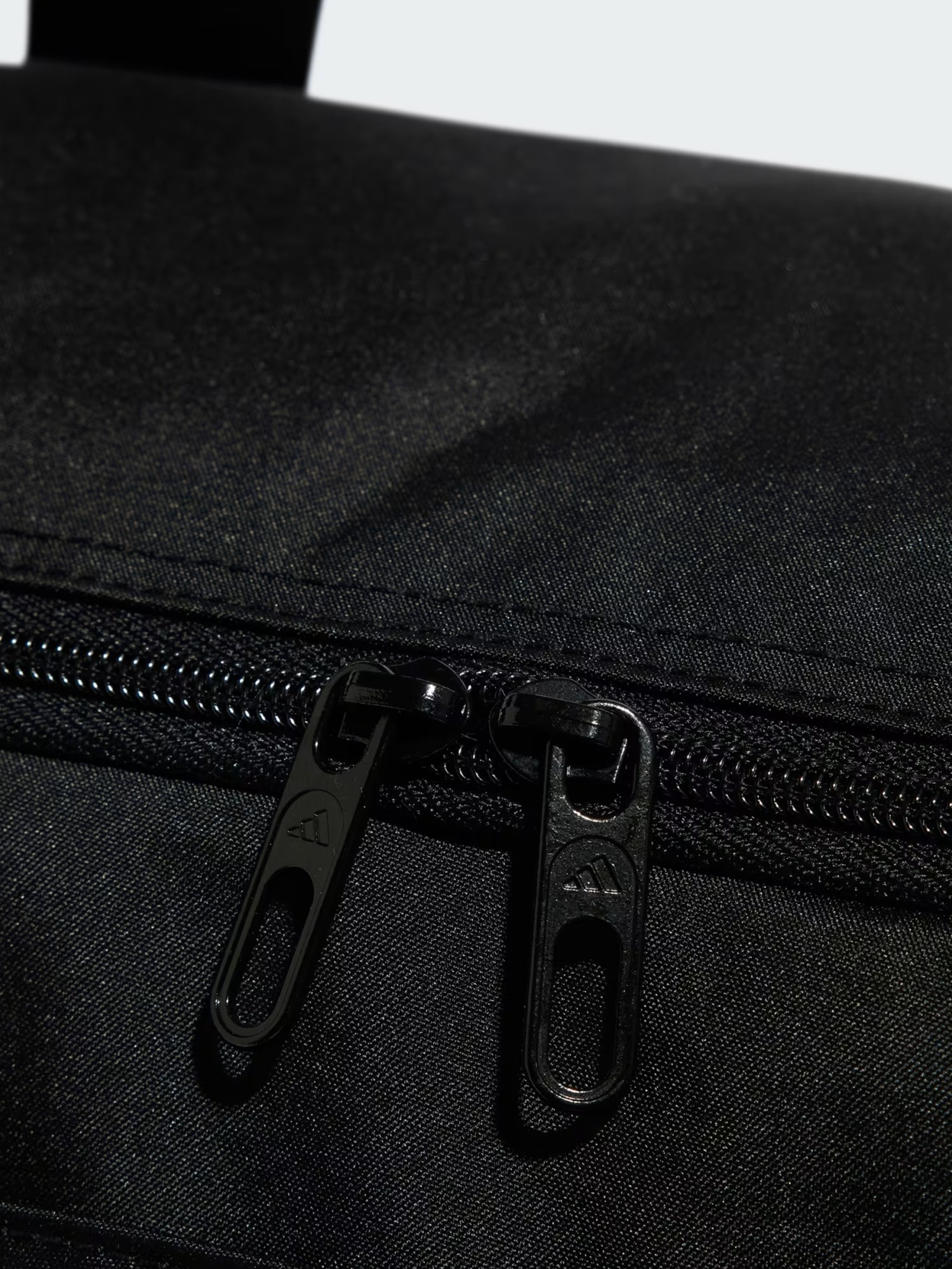 Сумка   Adidas LINEAR DUFFEL S черная JE8343 изображение 5