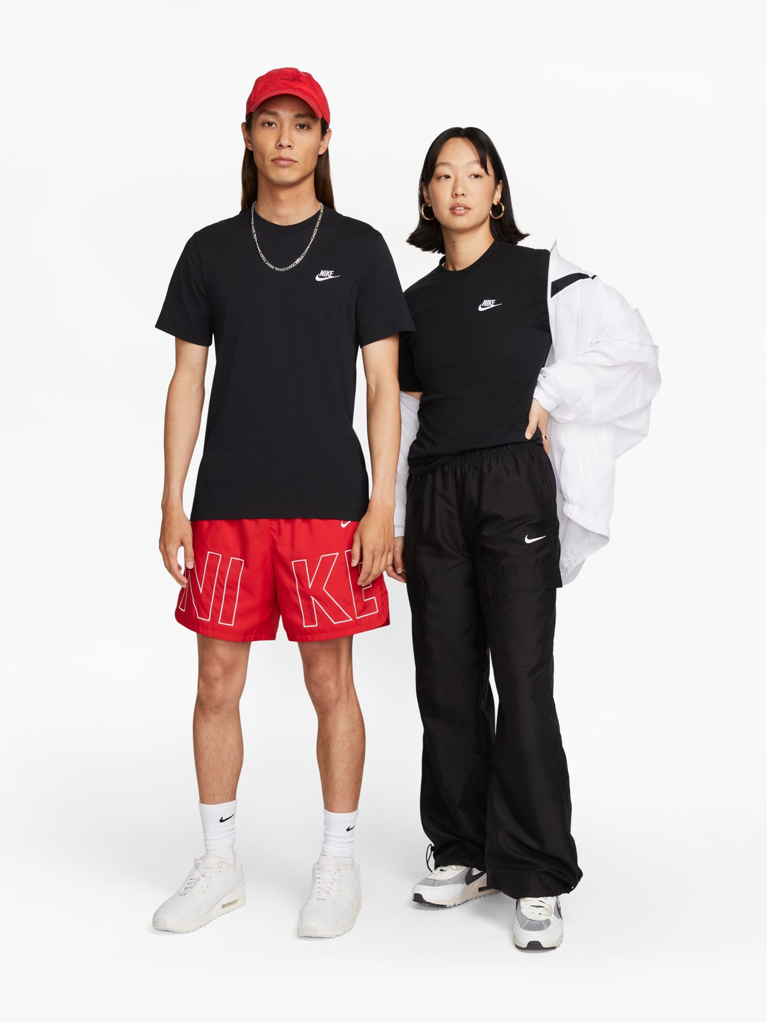 Футболка мужская Nike Sportswear Club черная AR4997-013 изображение 9