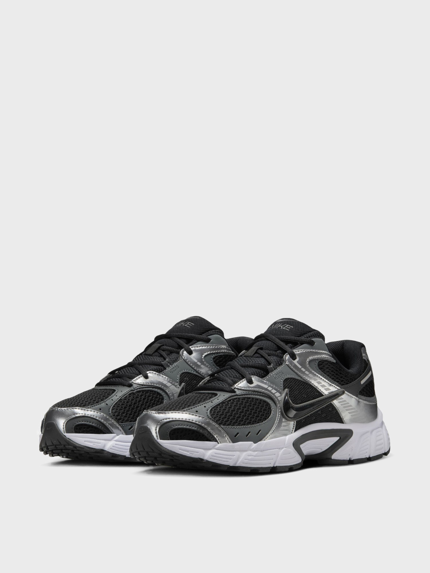 Кроссовки мужские Nike V5 RNR черные HJ5228-004 изображение 3