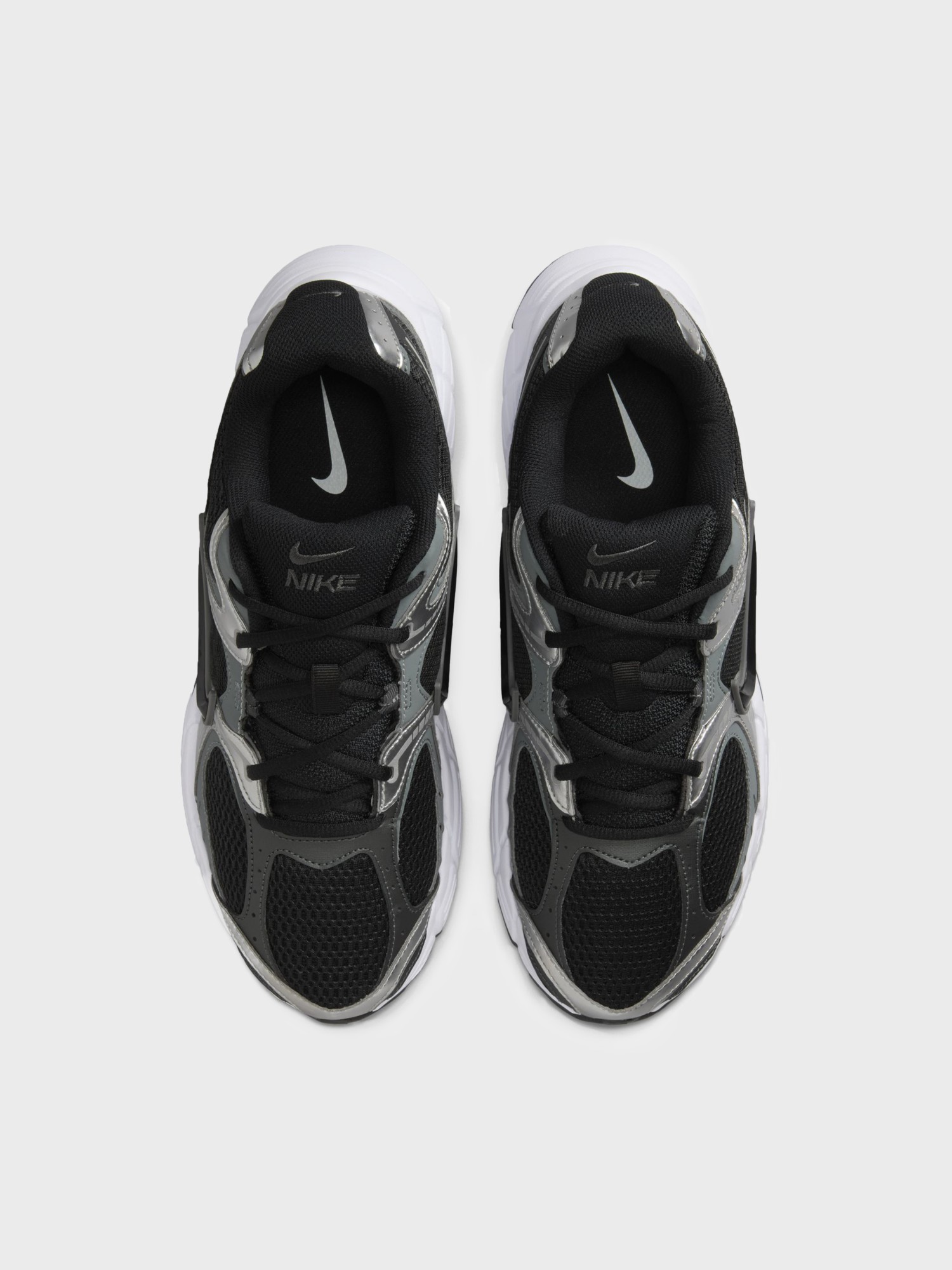 Кроссовки мужские Nike V5 RNR черные HJ5228-004 изображение 8