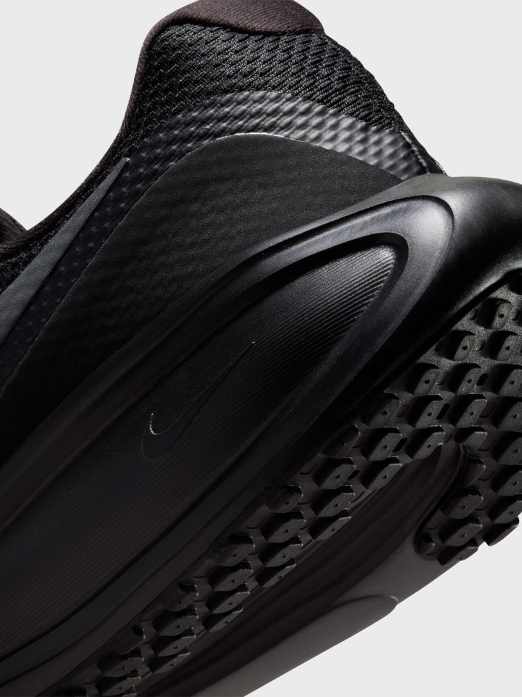 Кроссовки мужские Nike REVOLUTION 8 черные HJ9198-002 изображение 5