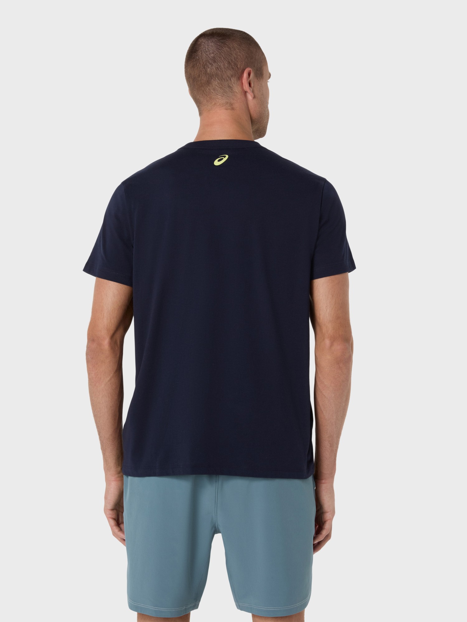Футболка мужская Asics COURT CORE GRAPHIC TEE черная 2041A355-401 изображение 4