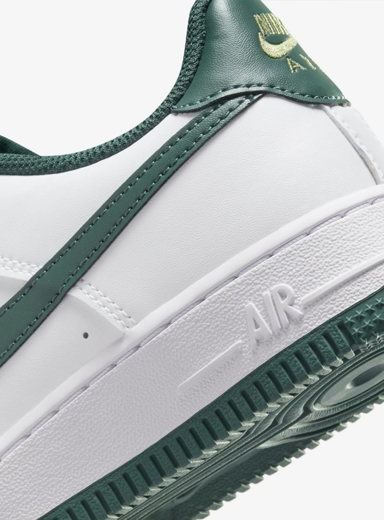 Кроссовки женские Nike AIR FORCE 1 (GS) белые FV5948-110 изображение 7