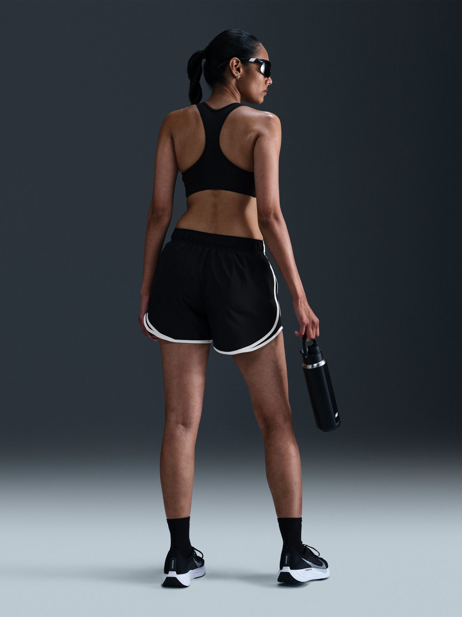 Шорты женские Nike W NK TEMPO DF MR 3