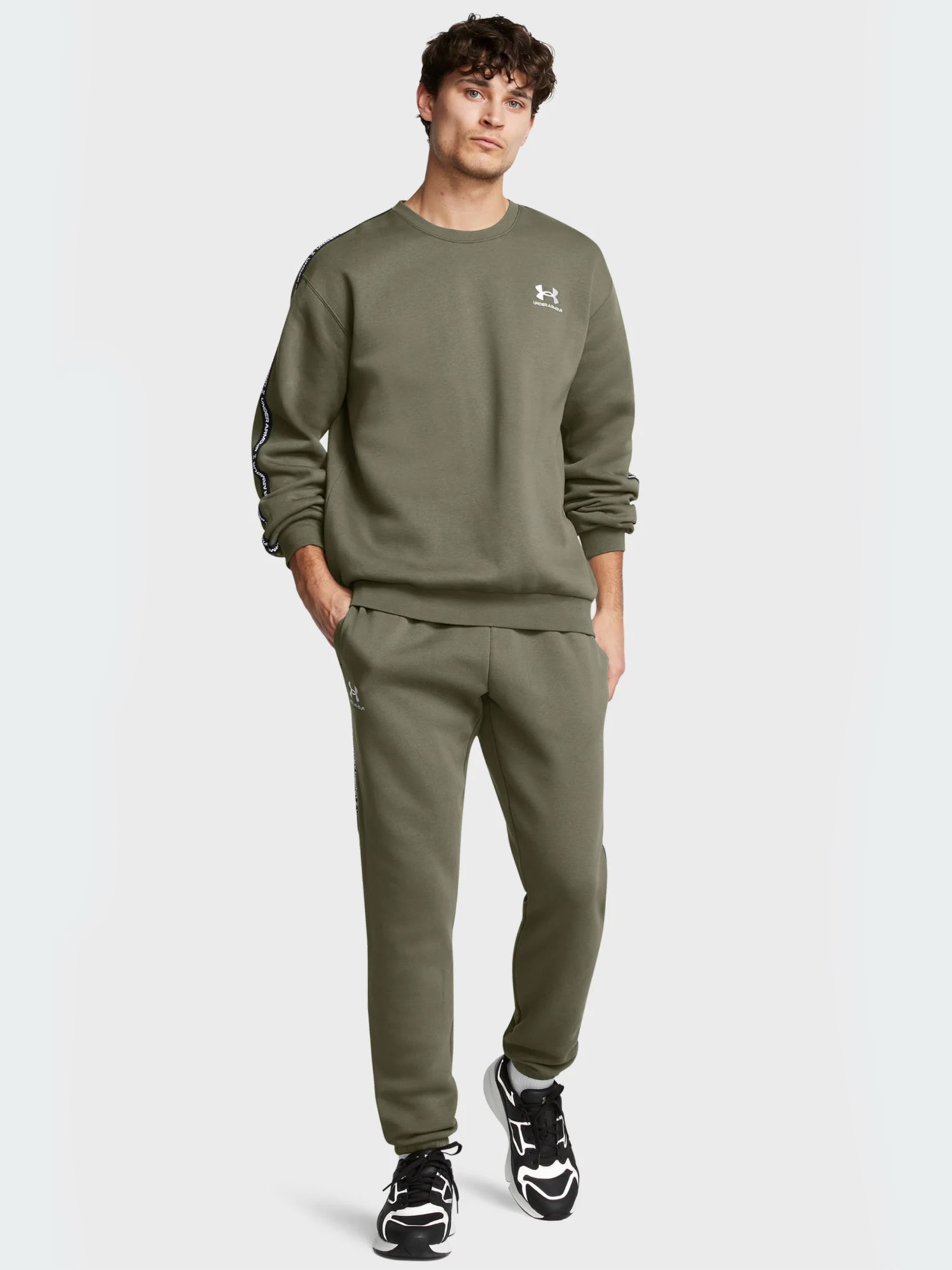 Толстовка мужская Under Armour UA Icon Fleece Crew Taping оливковая 1389357-390 изображение 4