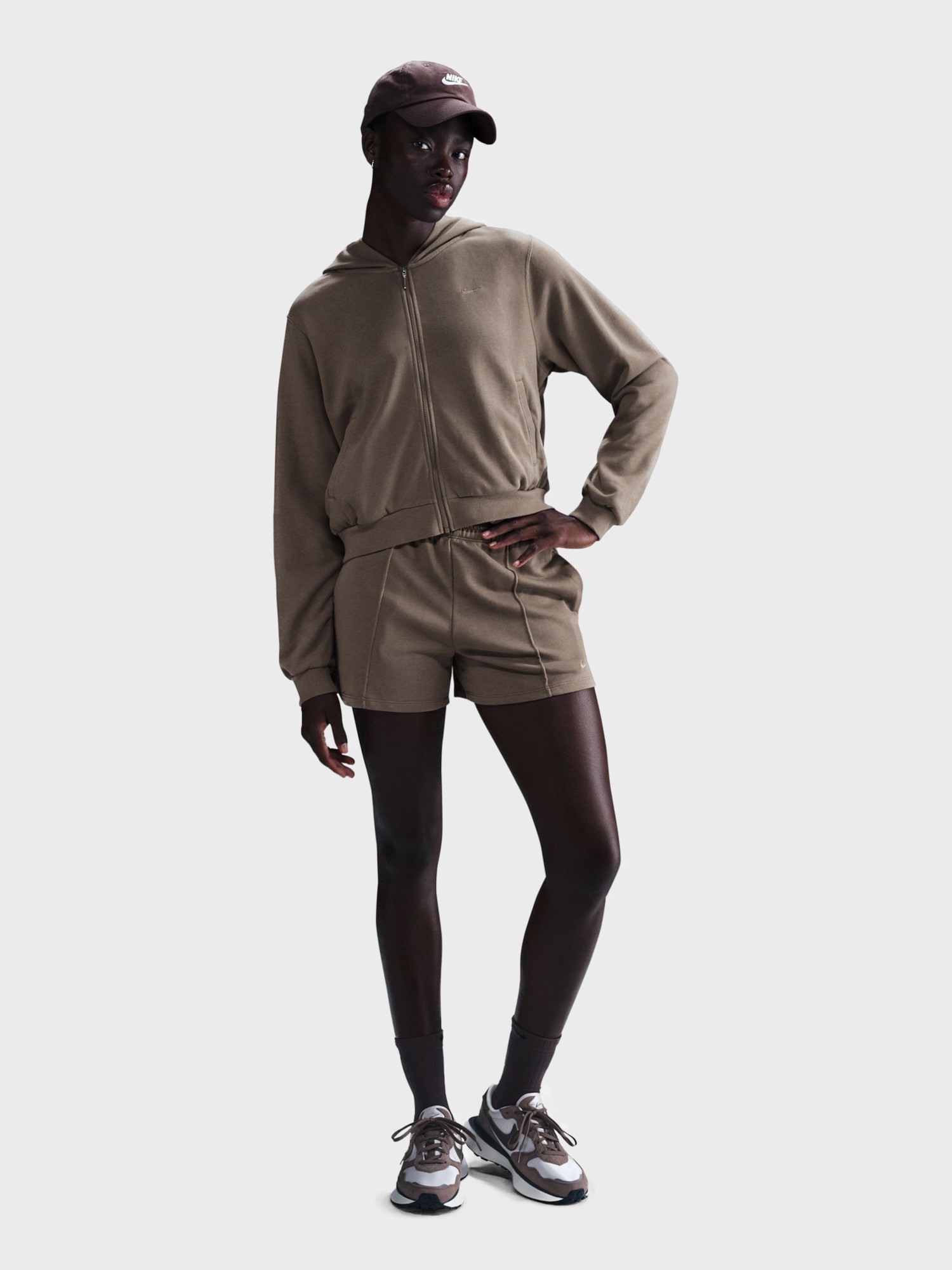 Толстовка женская Nike W NSW NK CHLL FT FZ HDY коричневая FN2415-233 изображение 2