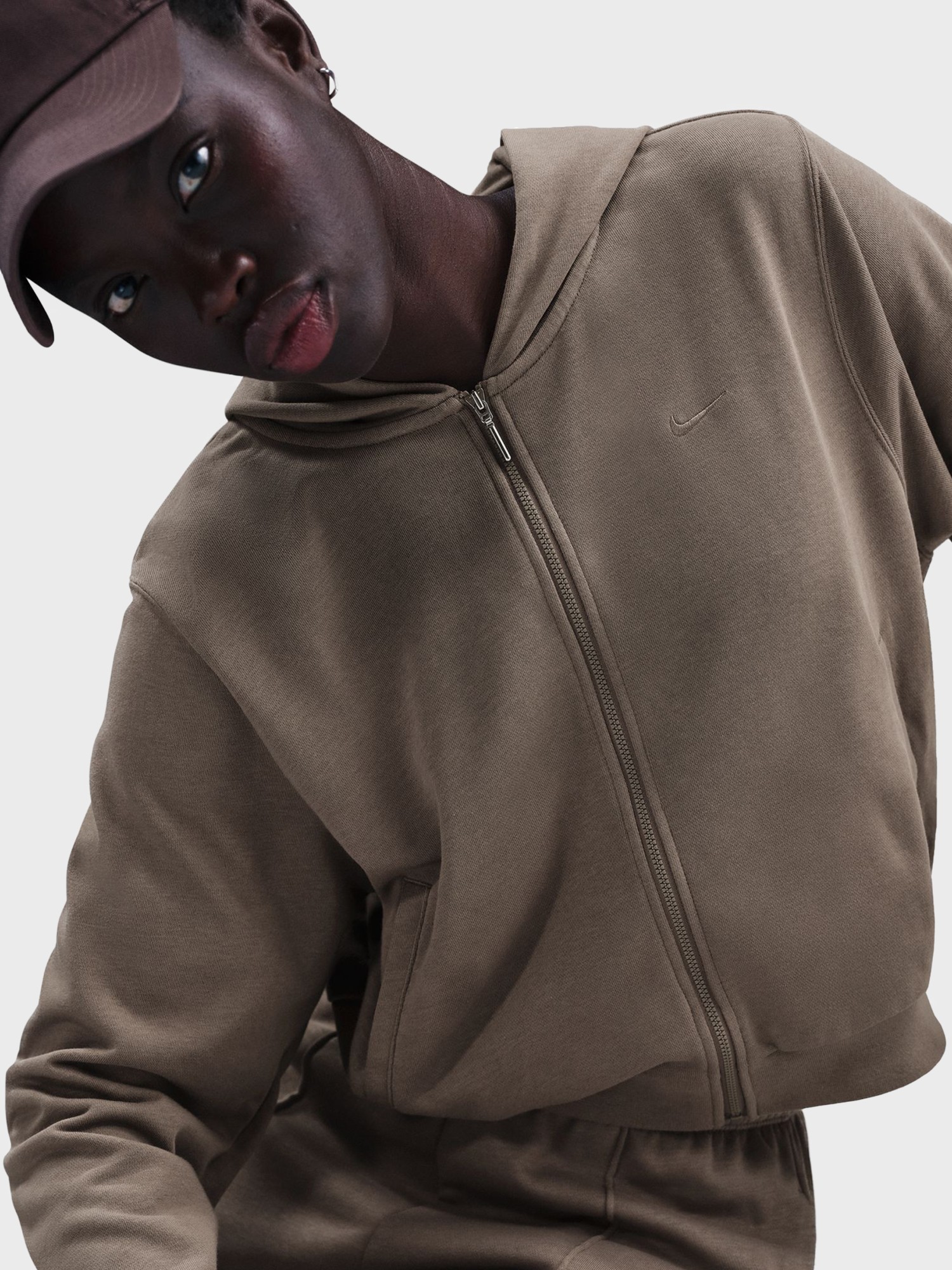 Толстовка женская Nike W NSW NK CHLL FT FZ HDY коричневая FN2415-233 изображение 6