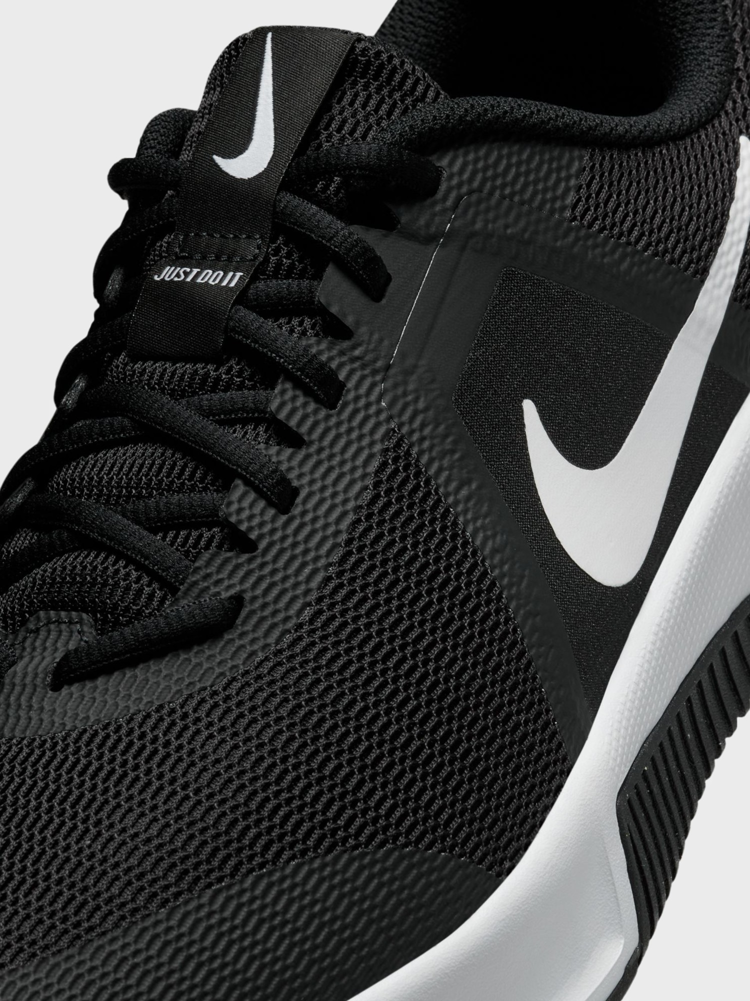 Кроссовки мужские Nike M NIKE MC TRAINER 3 черные FQ1831-001 изображение 4