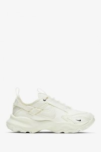 Кроссовки женские Nike W NIKE TC 7900 молочные DD9682-100 изображение 2