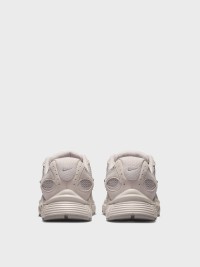 Кроссовки женские Nike W V5 RNR SUEDE бежевые II6294-201 изображение 6