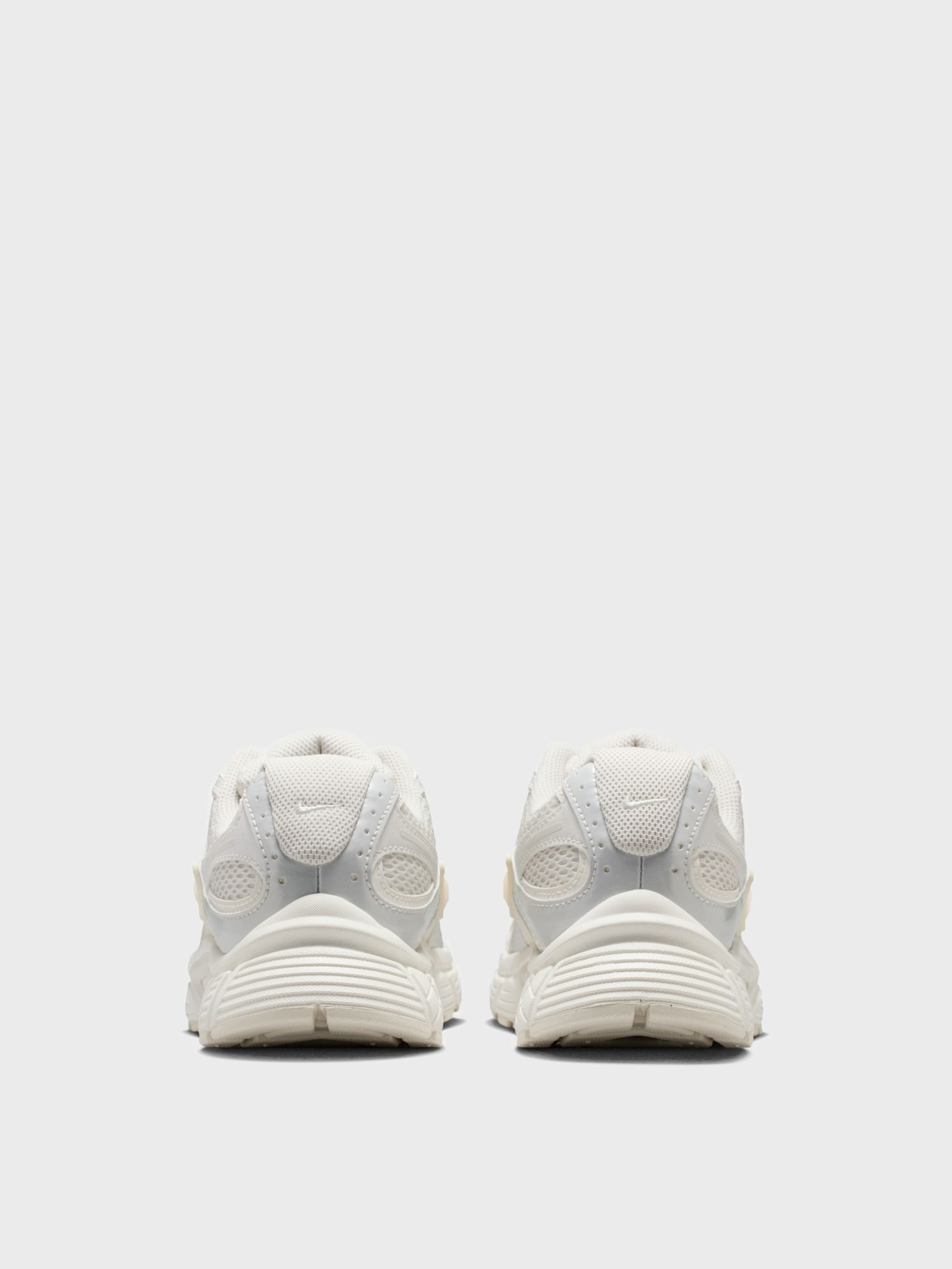 Кроссовки женские Nike W V5 RNR SIB молочные IQ0276-030 изображение 6