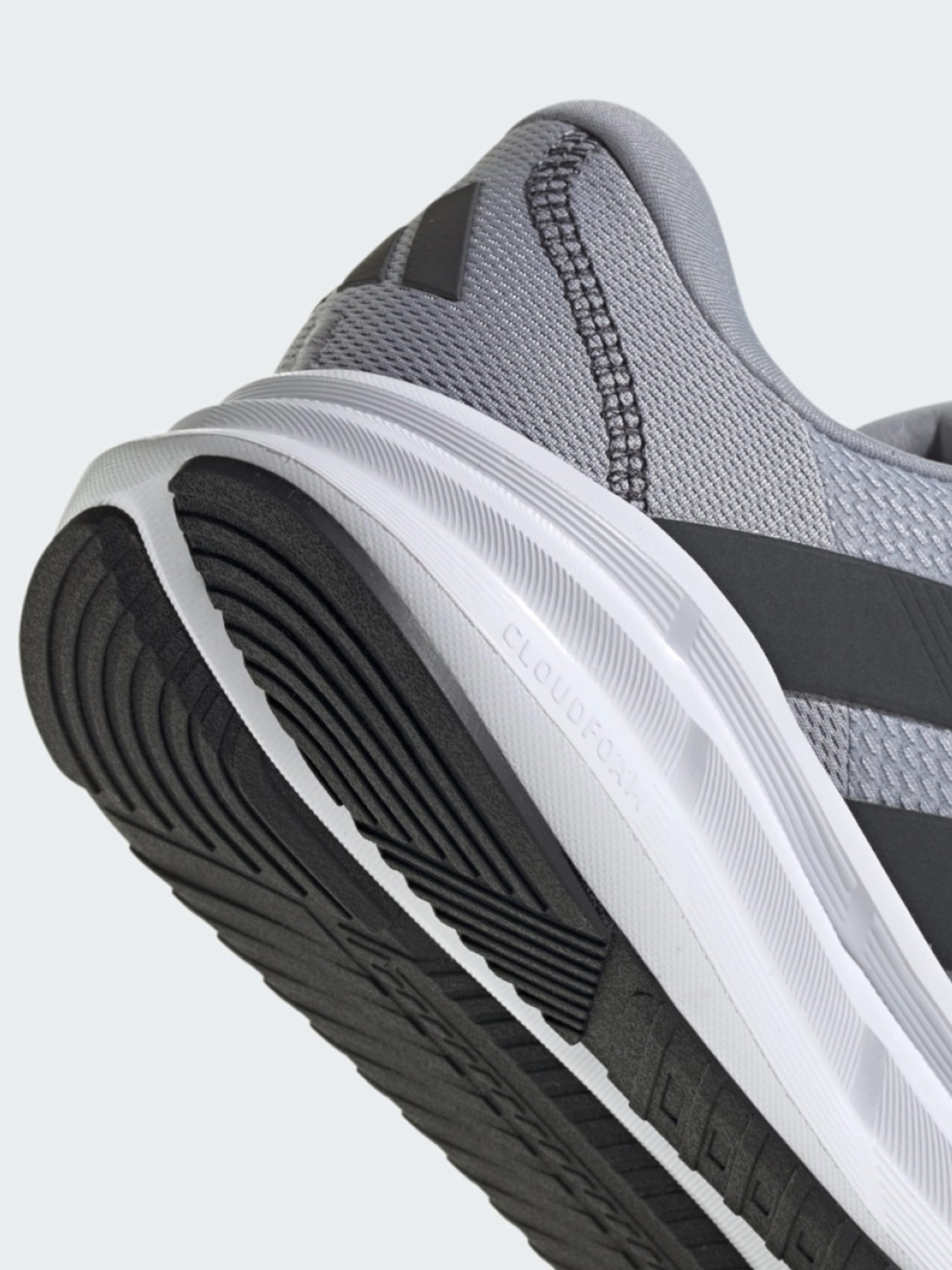 Кроссовки мужские Adidas GALAXY 7 M серые ID8754 изображение 6