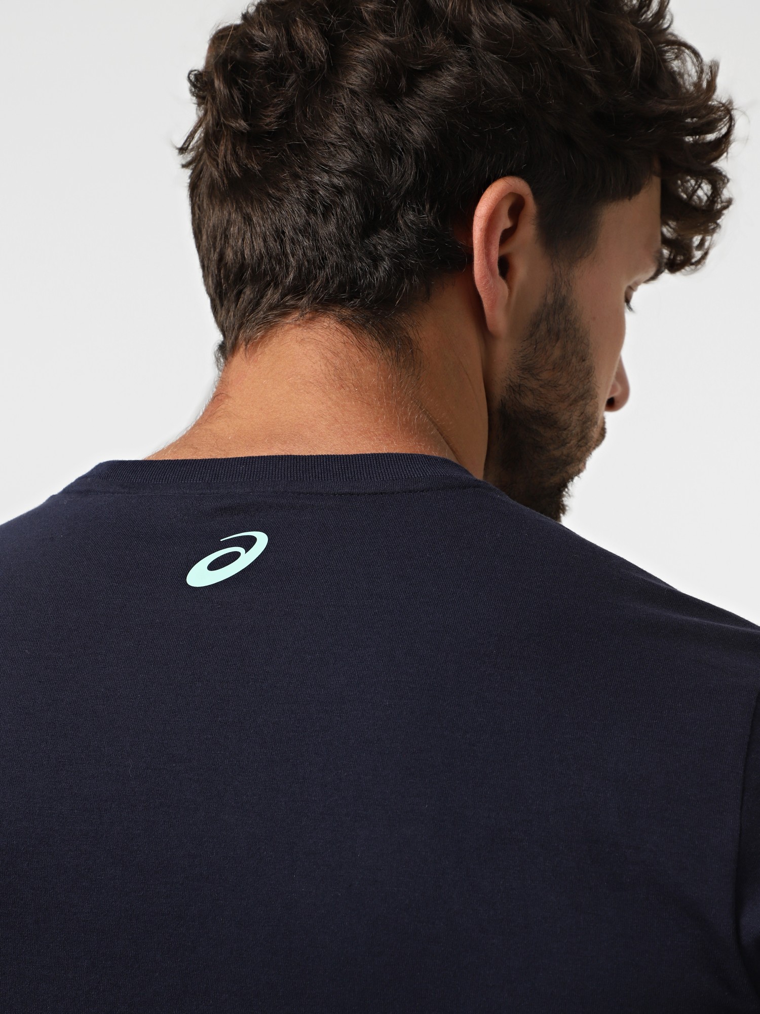 Футболка мужская Asics ASICS CHEST LOGO SS TEE темно-синяя 2031E659-404 изображение 5