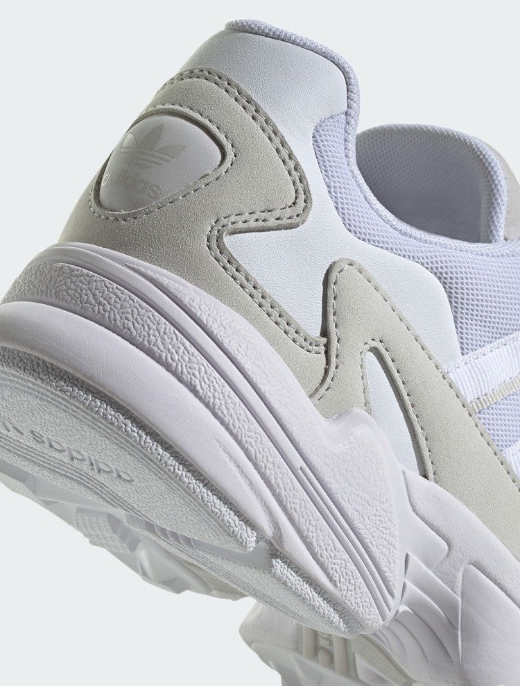 Кроссовки женские Adidas FALCON W белые IG5732 изображение 8
