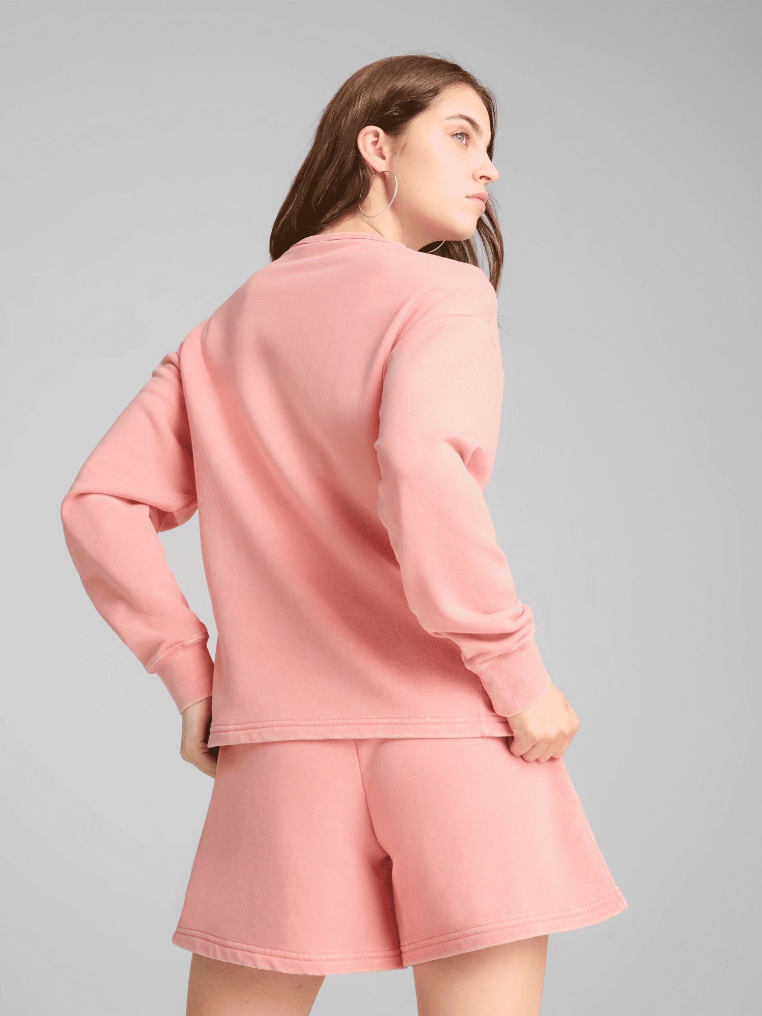 Толстовка женская Puma PUMA CLASS Comfort Crew коралловая 68503218 изображение 4