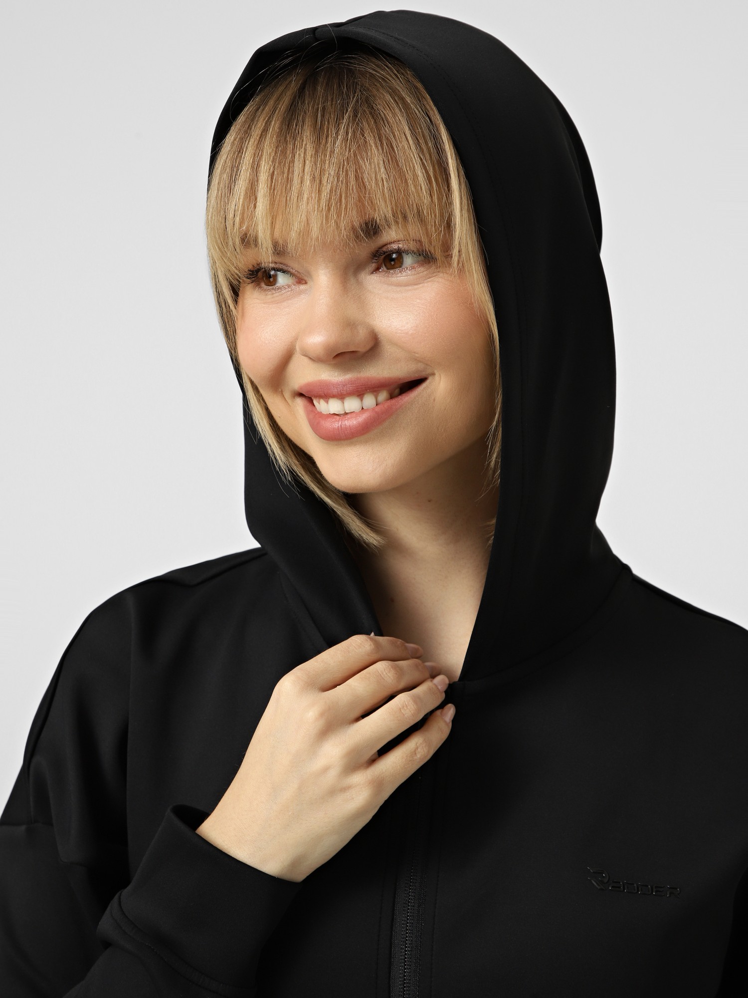 Толстовка женская Radder Quanta черная 922601-010 изображение 5