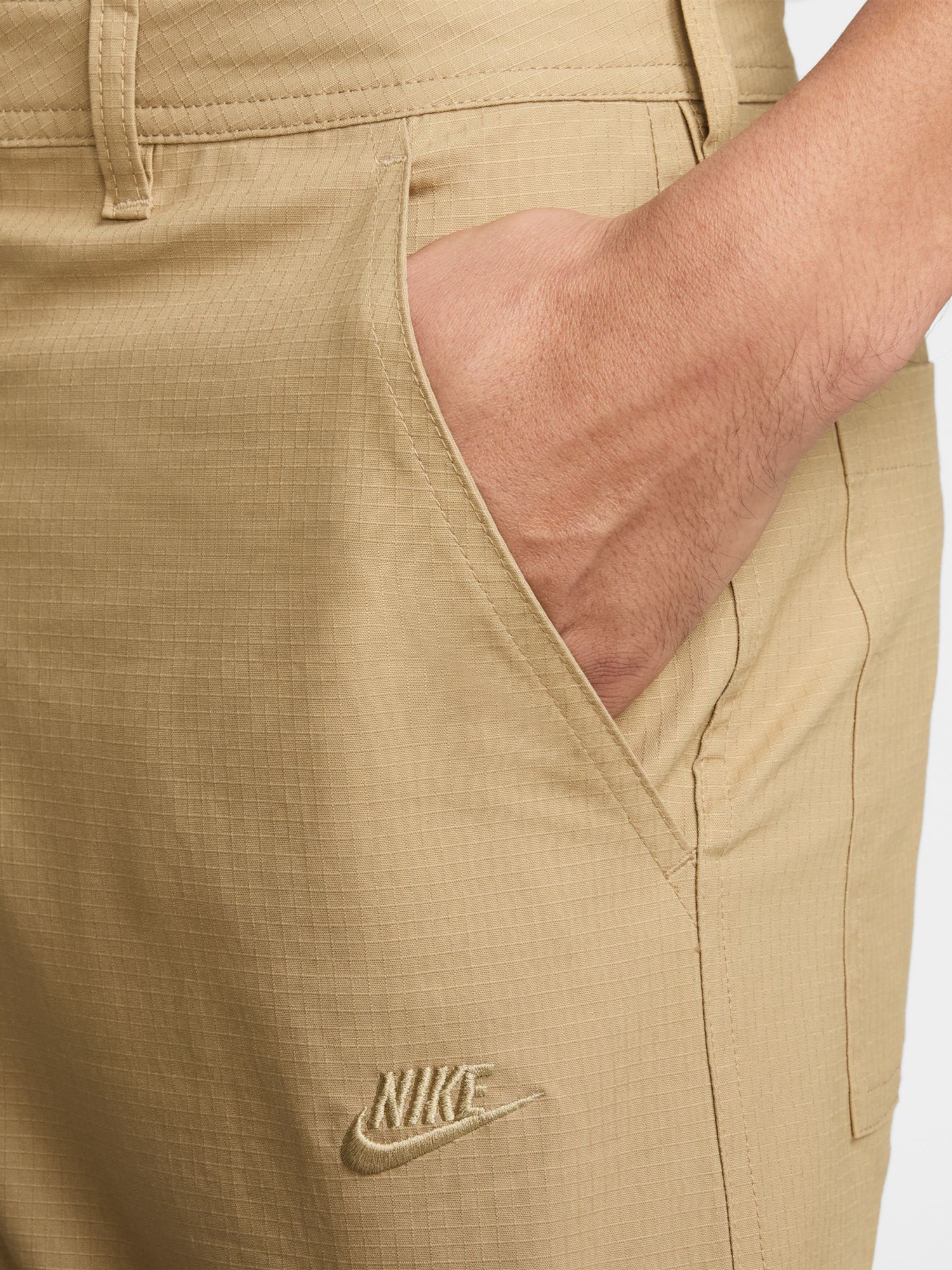Брюки мужские Nike M NK CLUB CARGO PANT бежевые FZ5765-297 изображение 4