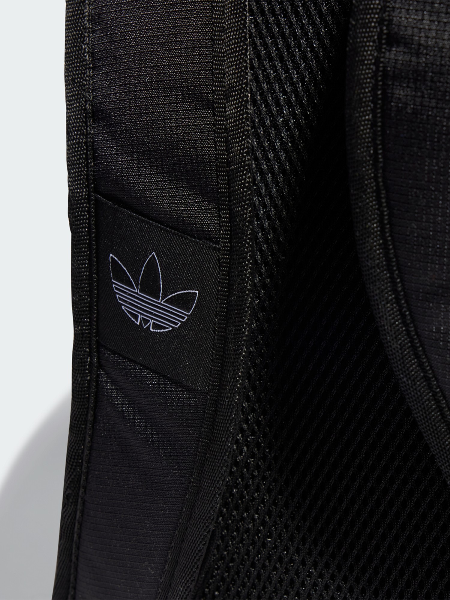 Рюкзак  Adidas ADICOLOR BACKPK черный IT7602 изображение 6