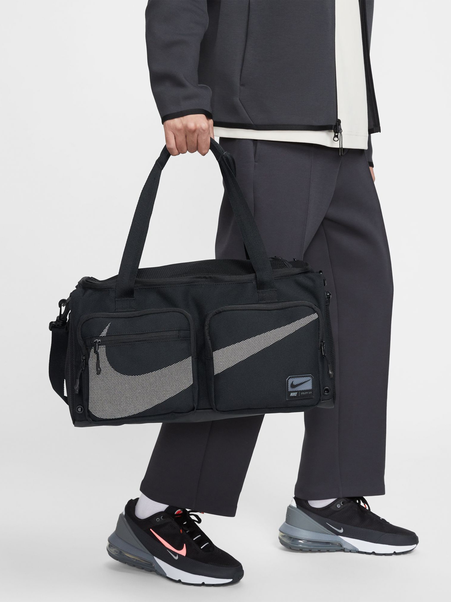 Сумка  Nike NK UTLTY S PWR DUFF - 2.0 GFX черная HF0654-010 изображение 9