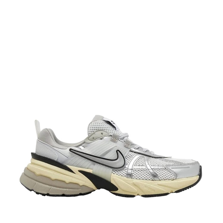 Кроссовки женские Nike W NIKE V2K RUN серые FD0736-100 изображение 1