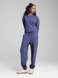 Толстовка женская Puma HER Relaxed Crew фиолетовая 68505846 изображение 4