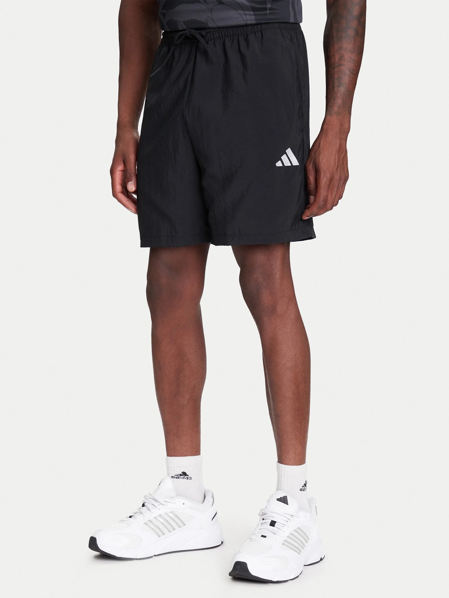 Шорты мужские Adidas M SL CHELSEA черные JF1117 изображение 2