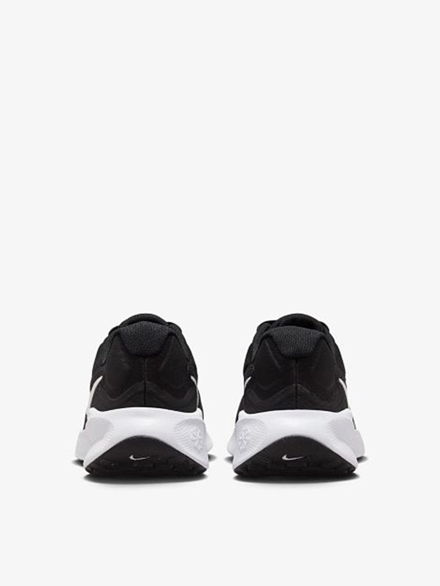 Кроссовки женские Nike W NIKE REVOLUTION 7 черные FB2208-003 изображение 6