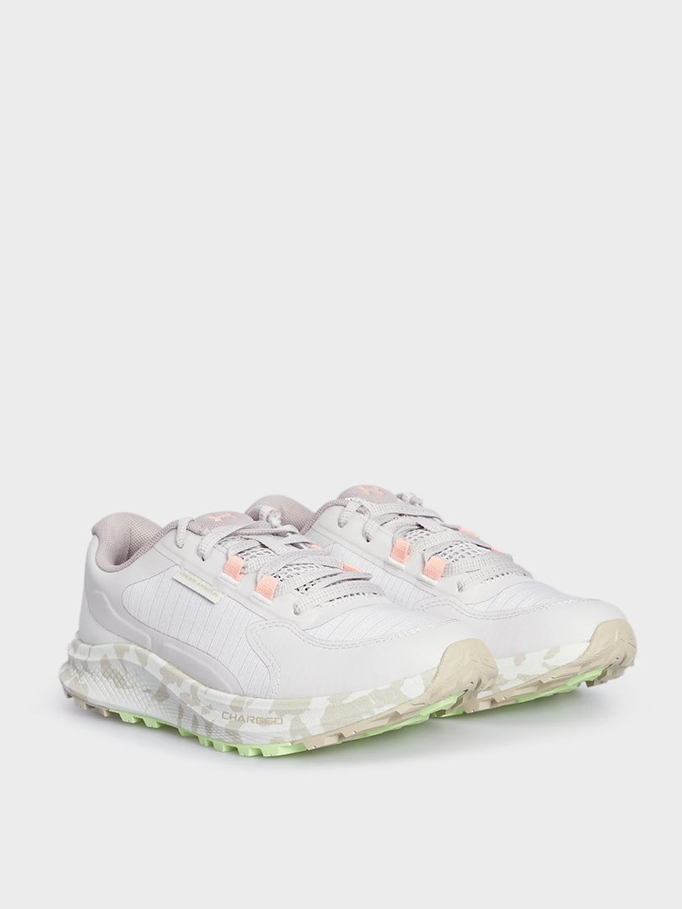 Кроссовки женские Under Armour UA W Charged Bandit TR 3 серые 3028405-102 изображение 4
