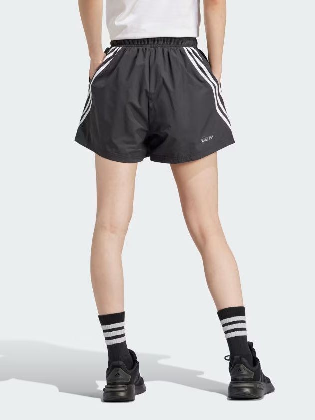 Шорты женские Adidas W FI 3S WVN SHO черные IP1568 изображение 3