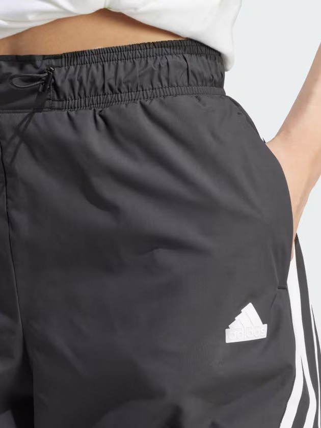 Шорты женские Adidas W FI 3S WVN SHO черные IP1568 изображение 5